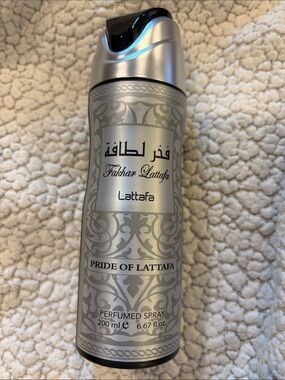 Lattafa Pride of Lattafa Men's Perfumed Spray - Silver